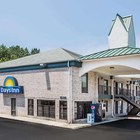 Brentwood Inn & Suites 서퍽 외부 사진