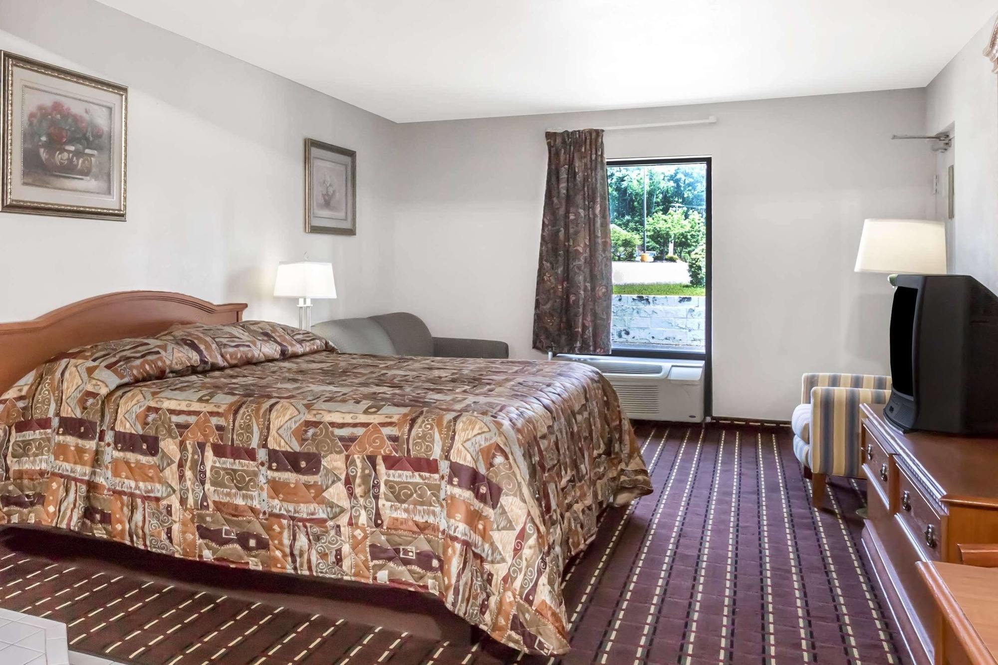 Brentwood Inn & Suites 서퍽 외부 사진