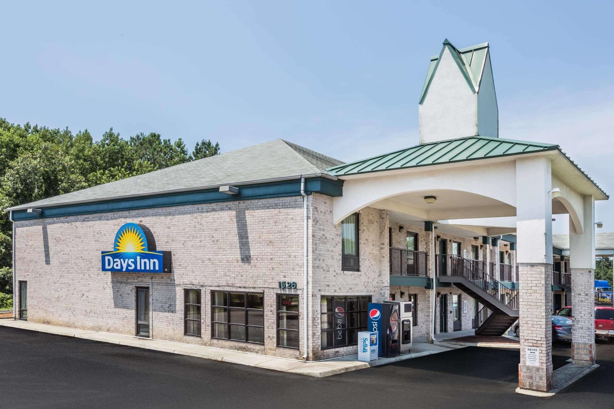 Brentwood Inn & Suites 서퍽 외부 사진